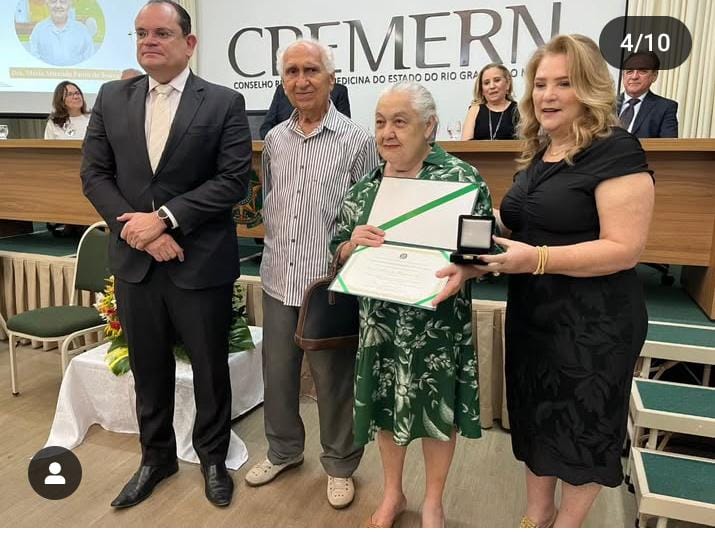 Pediatra recebe homenagem do Conselho Regional de Medicina do Estado do Rio Grande do Norte